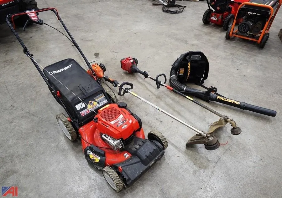 Reliable landscaping services for year-round maintenance in Amarillo, TX by Lawn's Men