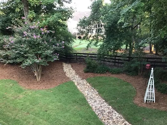 Lawns of Georgia Logo