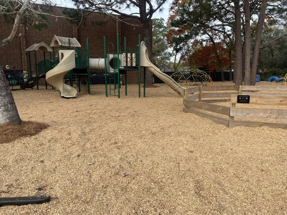 Custom lawn mowing service in Oak Island, NC - Lawns of the East Coast