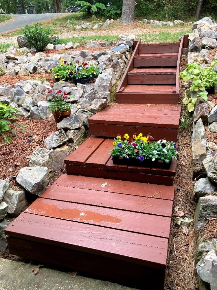 Affordable landscape design experts serving Hot Springs, AR - Lawns R Us, LLC