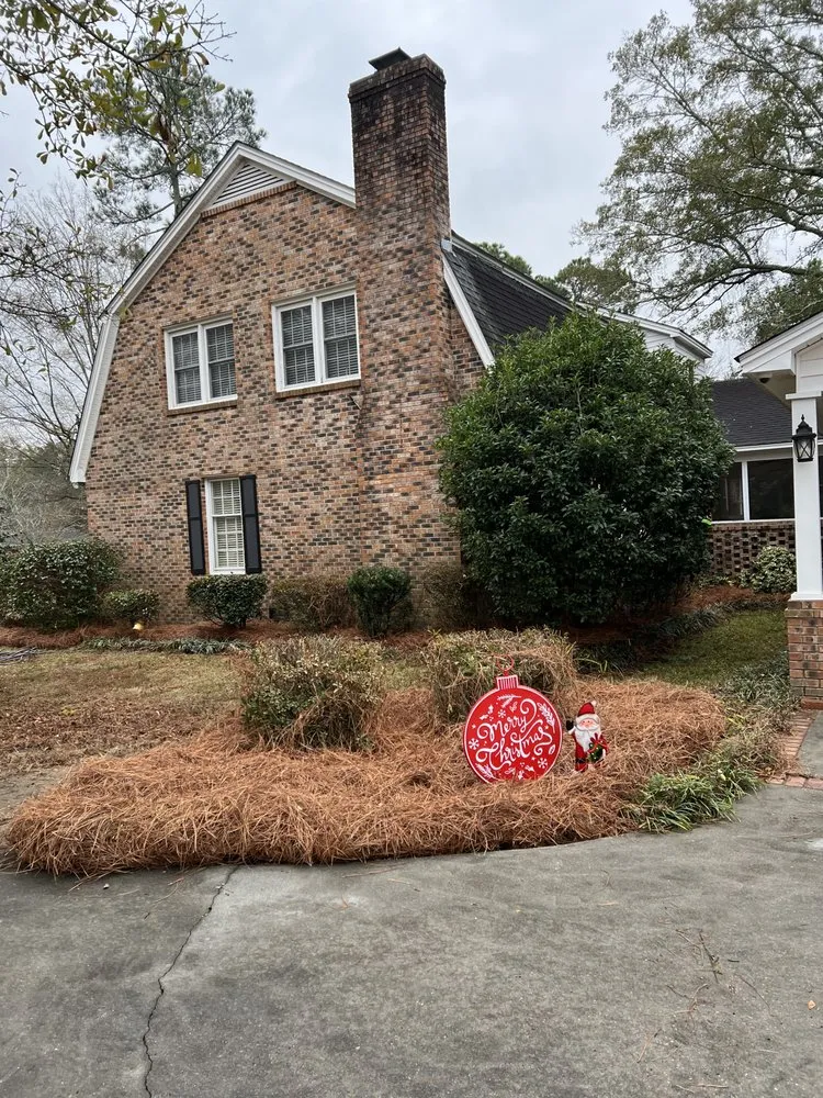 Local yard maintenance in Bennettsville, SC by Lawns Unlimited