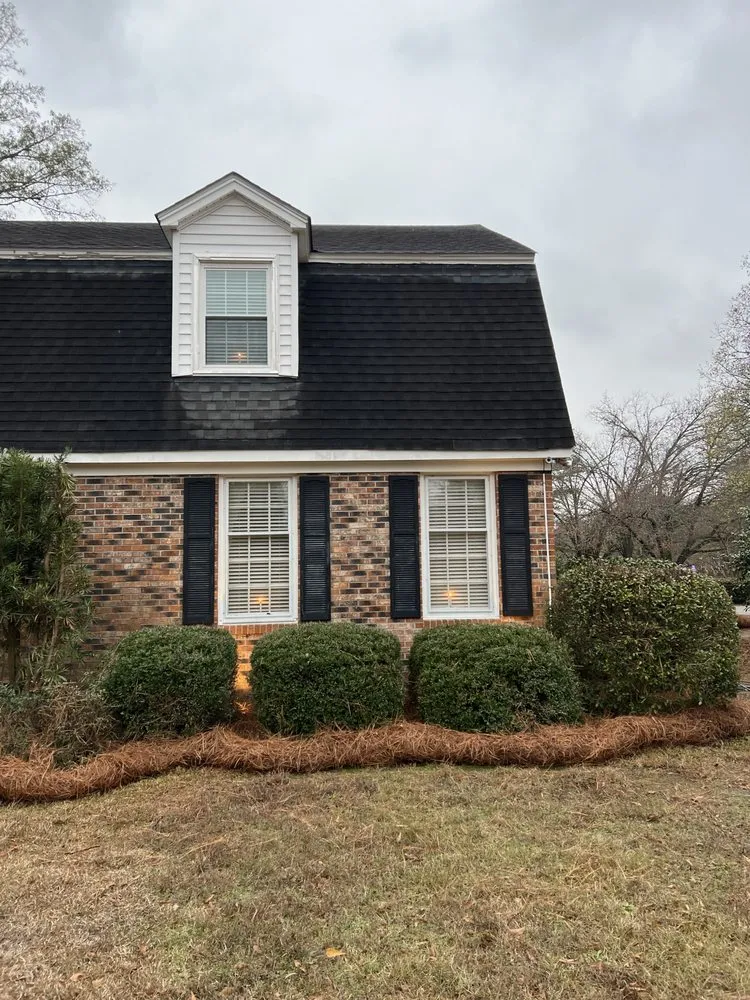 Local yard cleanup service experts serving Bennettsville, SC - Lawns Unlimited