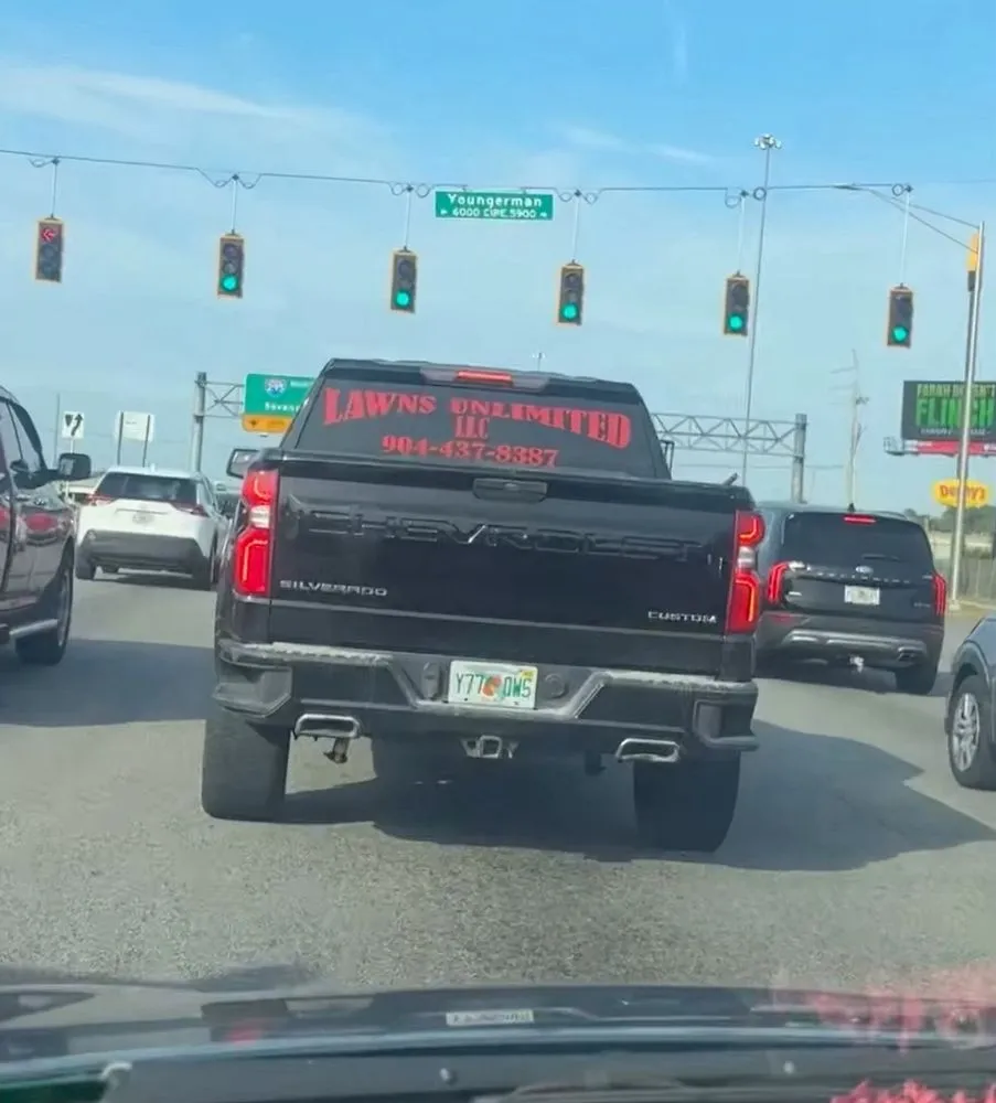 Top-rated landscape design for residential properties in Middleburg, FL by Lawns Unlimited