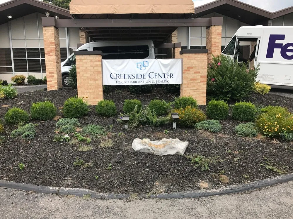 Professional yard cleanup service in Ashland City, TN - Lawnscape