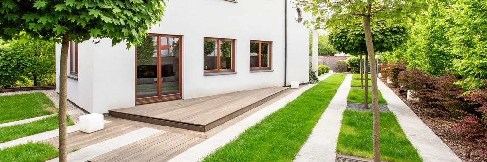 Custom outdoor landscaping experts serving Miami, FL - Lawnscape Pros