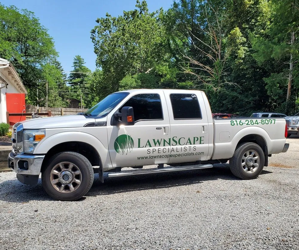 Local yard cleanup service in Parkville, MO by Lawnscape Specialists