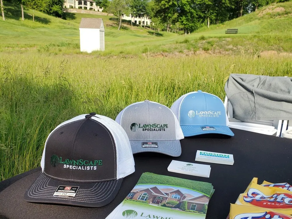 Local residential landscaping experts serving Parkville, MO - Lawnscape Specialists