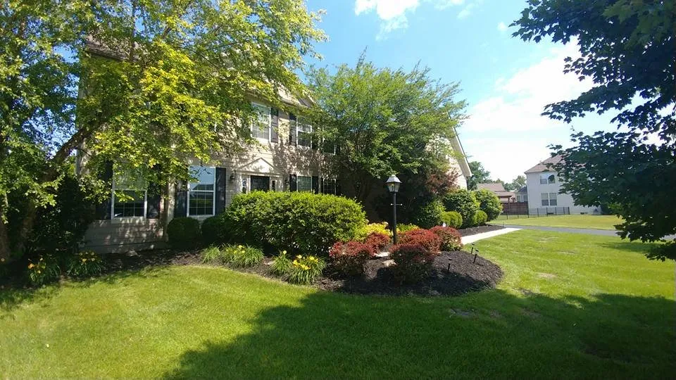 Local yard maintenance experts serving Westerville, OH - LawnScape