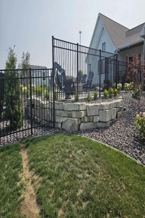 Trusted yard cleanup service experts serving Eureka, IL - Lawnscapes Eureka