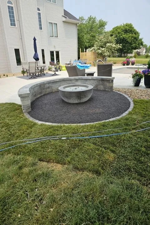 Custom outdoor landscaping near you in Eureka, IL by Lawnscapes Eureka