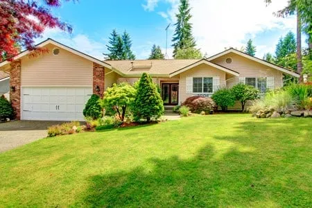 Reliable lawn care service for residential properties in Atlanta, GA by LawnService.com