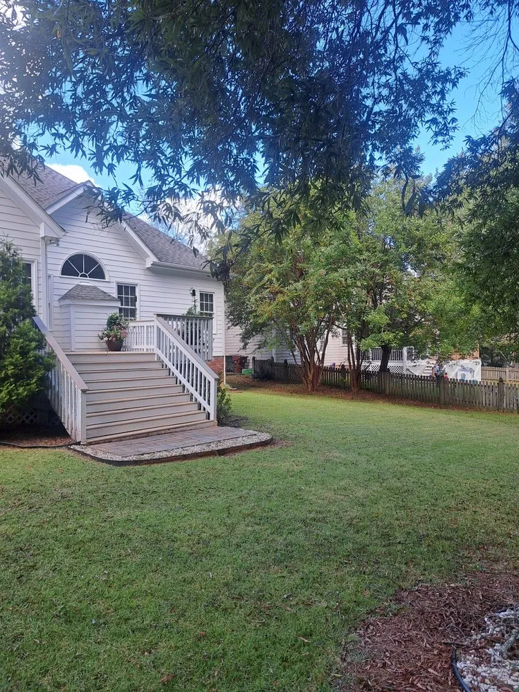 Expert lawn mowing service in Clayton, NC - Lawnshark Lawncare