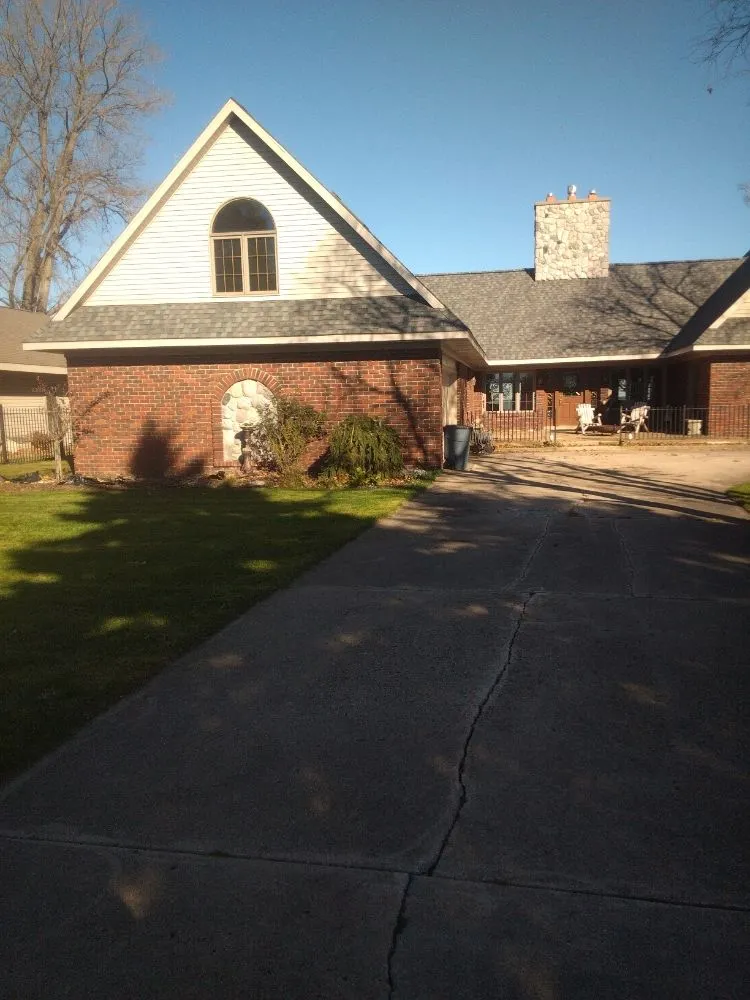 Affordable yard cleanup service experts serving Sebewaing, MI - Lawnshot