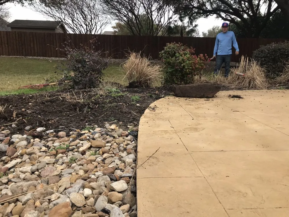 Top-rated lawn care service in Colleyville, TX - Lawnsmith