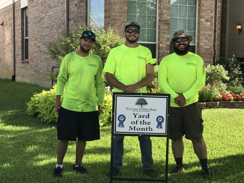 Top-rated yard cleanup service experts serving Colleyville, TX - Lawnsmith