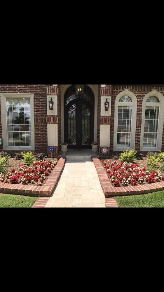 Professional garden landscaping near you across Colleyville, TX - Lawnsmith