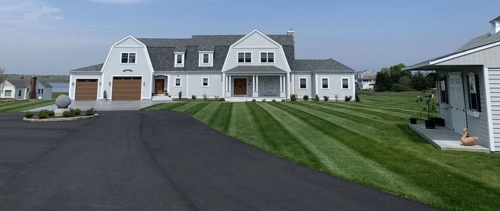 Custom yard cleanup service in Fairhaven, MA - Lawntain