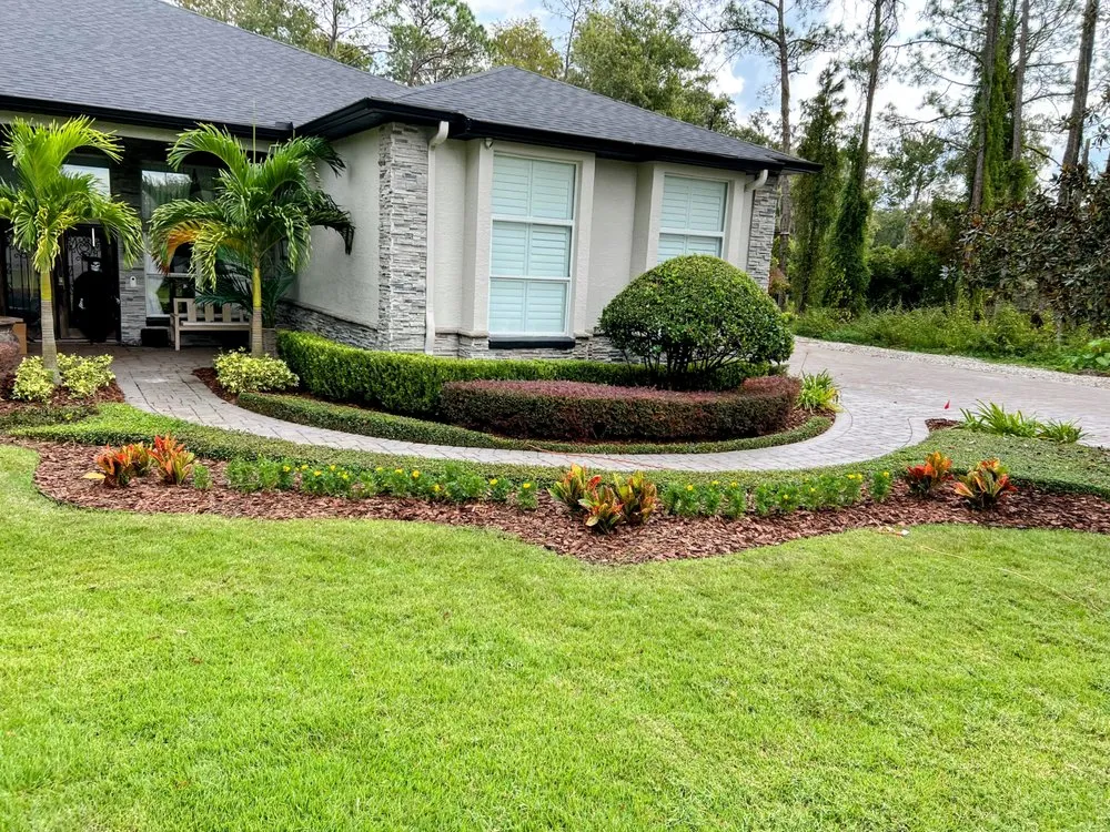 Expert yard maintenance in Winter Springs, FL by Lawntastic Landscaping