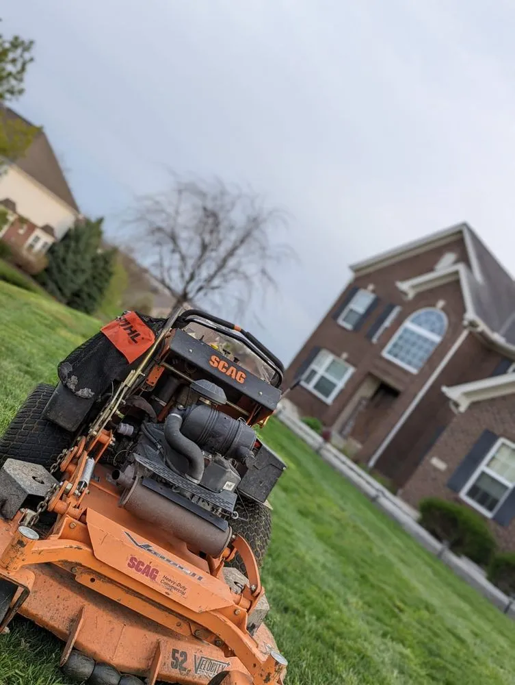 Affordable lawn care service in Cincinnati, OH by Lawntec
