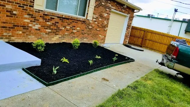 Affordable landscape design with custom design in Cincinnati, OH by Lawntec