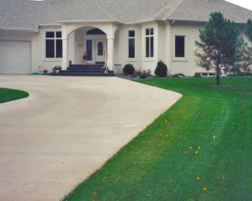 Expert lawn care service in Bismarck, ND by Lawntech Outdoor Services