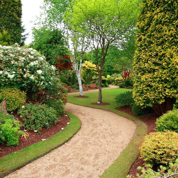 Custom garden landscaping in Franklin, TN - LawnWise