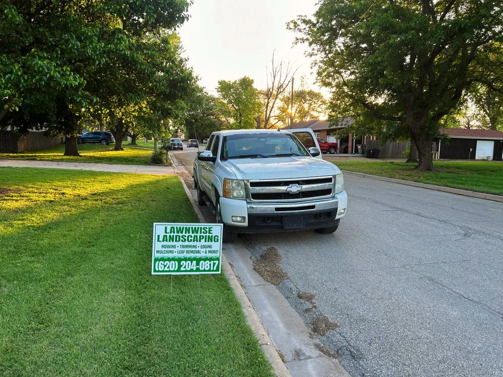 Top-rated lawn mowing service in Sterling, KS by LawnWise