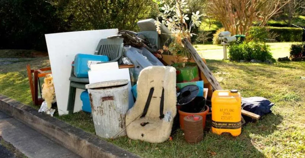 Local lawn mowing service experts serving Milton, FL - Lawnwood Enterprises