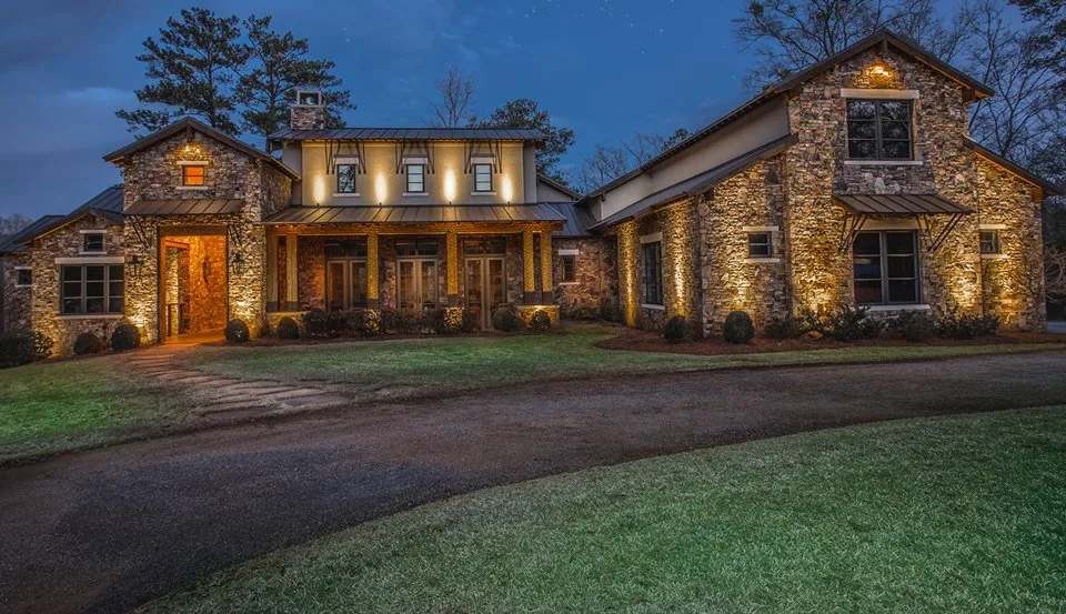 Custom outdoor landscaping in Macon, GA by LawnWorks