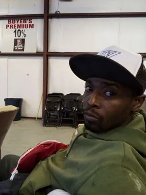 Lawrence Detailed Landscaping Logo