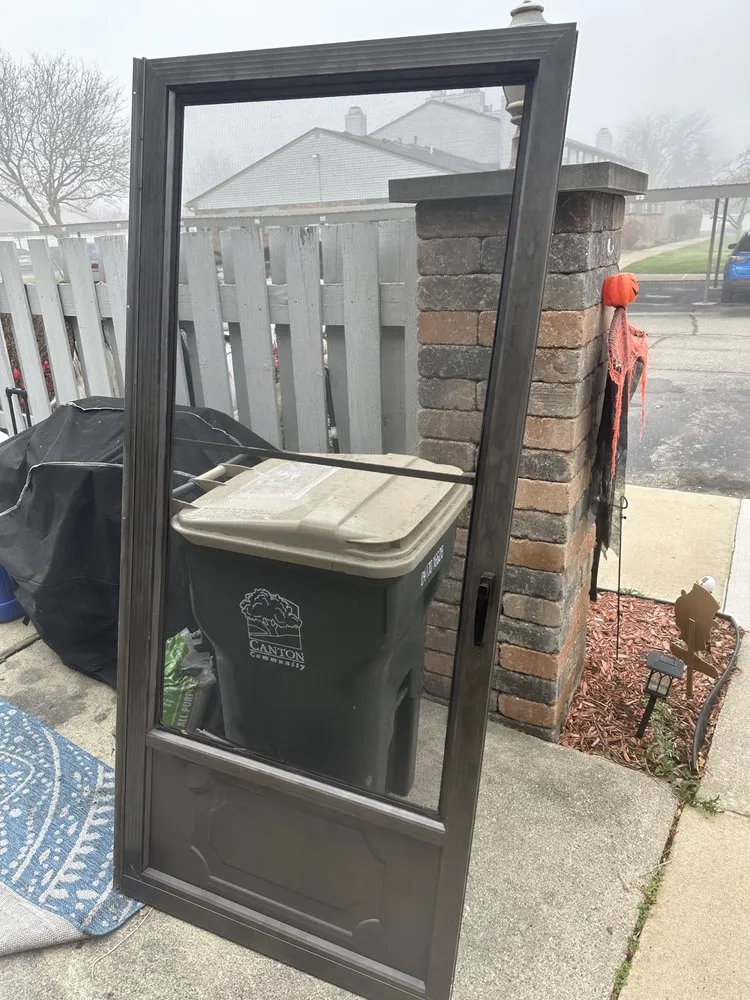 Professional lawn care service experts serving Westland, MI - Lawrence Handyman services