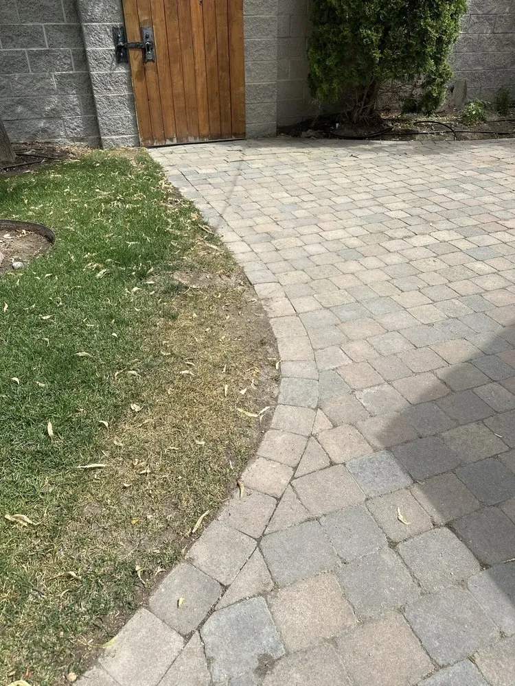 Reliable lawn care service experts serving Idaho Falls, ID - Lawrence Landscaping