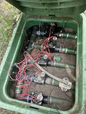 Lawrence Landscaping Logo