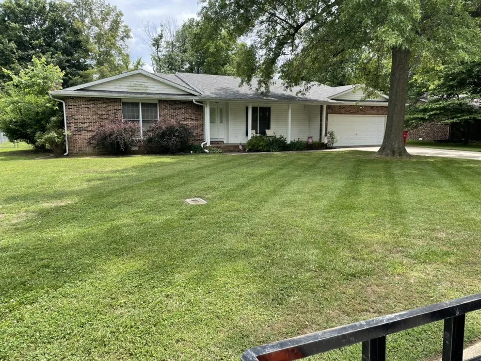 Local residential landscaping for outdoor upgrades in Sikeston, MO by Lawrence Landscaping