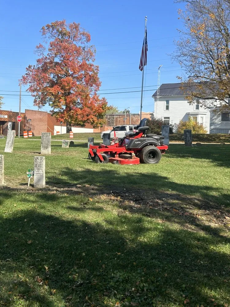 Professional garden landscaping experts serving Ridgeville, IN - Lawrence Property Maintenance