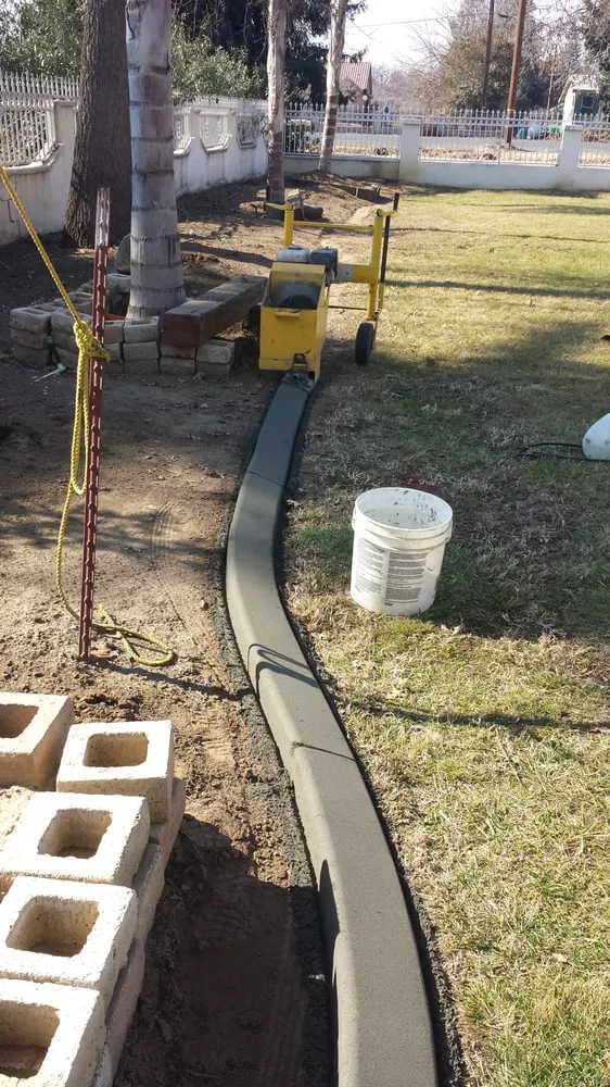 Expert landscaping services experts serving Visalia, CA - Lawscapes Curbing