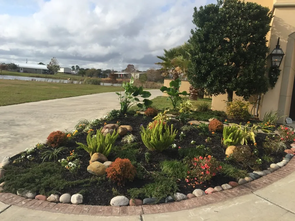 Trusted garden landscaping for year-round maintenance across Lake Charles, LA - Lawson Landscaping