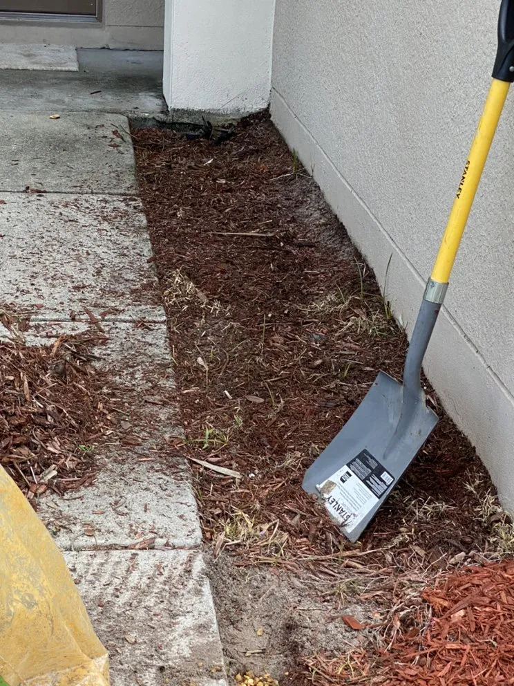 Local garden landscaping for residential properties in Kissimmee, FL by Layan Lawn Care