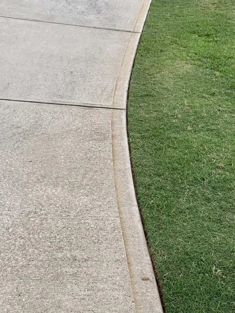 Trusted lawn care service in Rex, GA by Layen’s Lawn Care