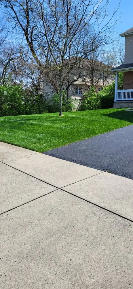 Top-rated landscaping services in Pickerington, OH - Layne Lawn Services