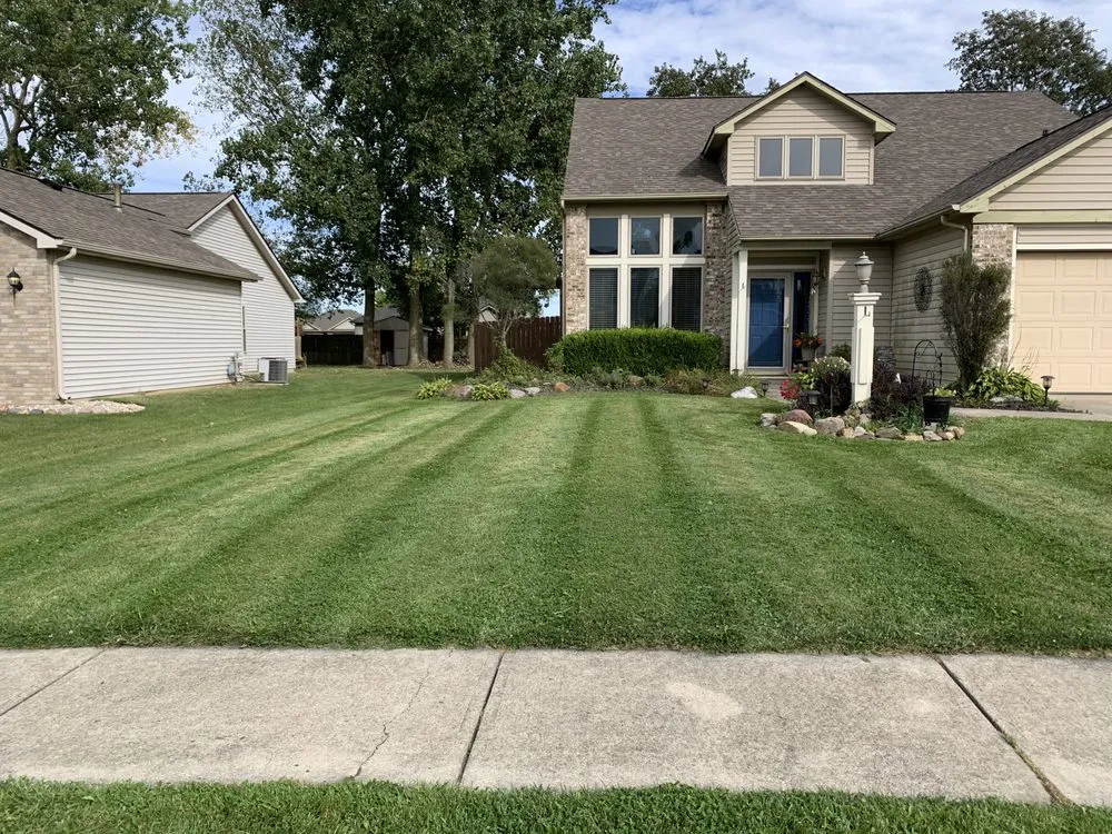 Local yard maintenance experts serving Fort Wayne, IN - Layton’s Lawn Care