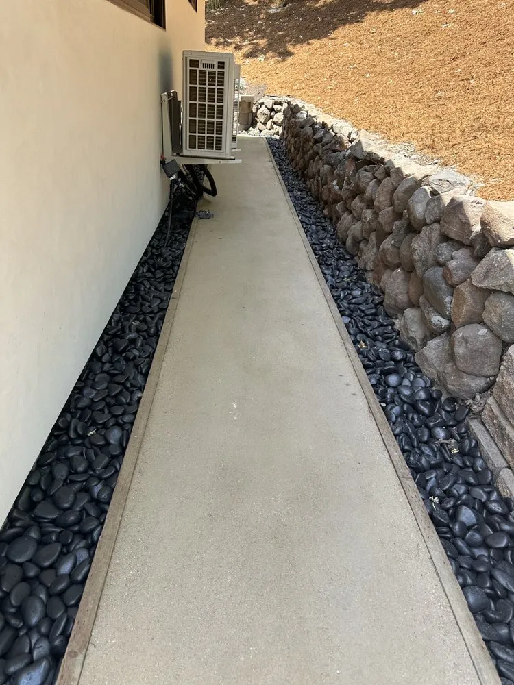 Affordable garden landscaping with custom design in Lafayette, CA by Layturf Landscaping