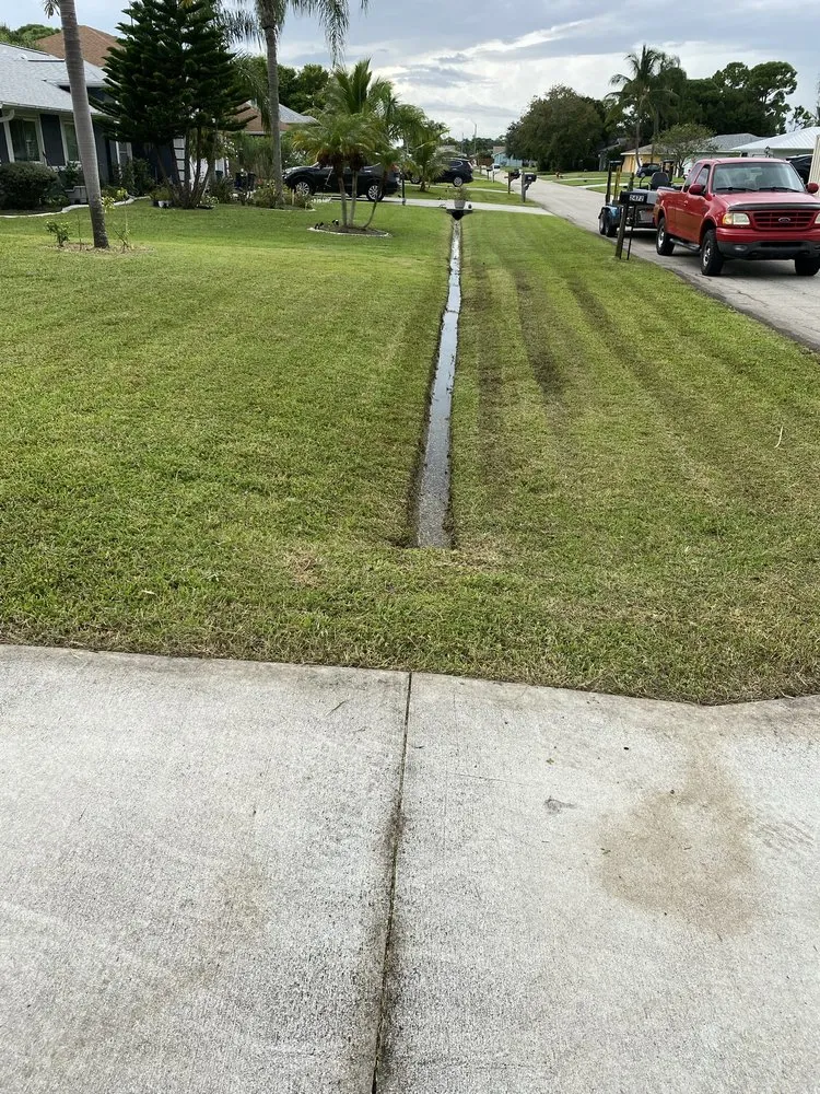 Local landscape design in Port Saint Lucie, FL - Laz & Jr Lawn Maintenance
