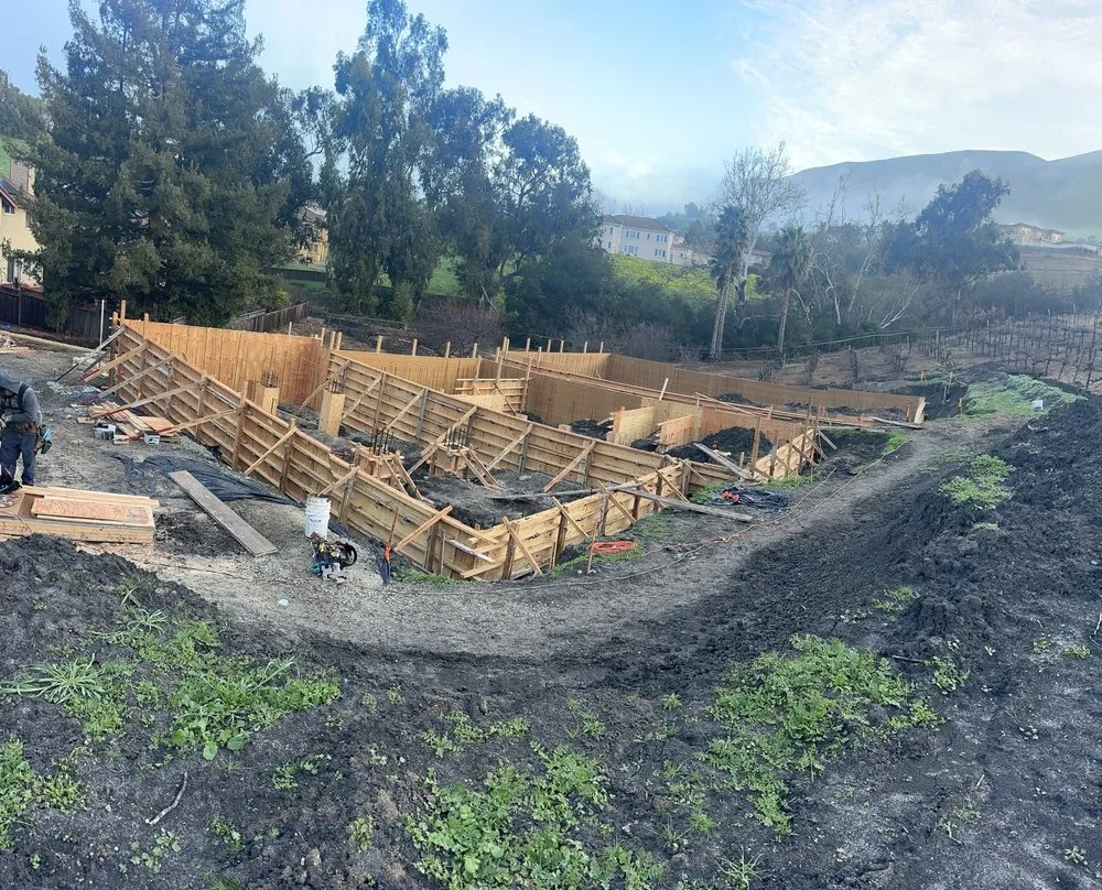 Local yard maintenance for beautiful yards across Vallejo, CA - Lazaro's Lic Landscaping