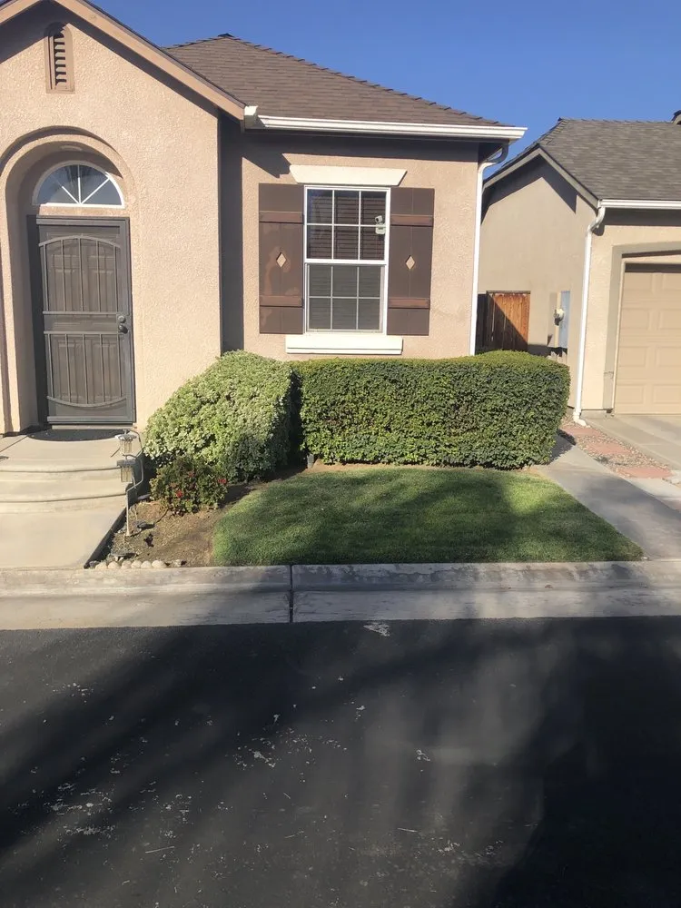 Affordable residential landscaping in Fresno, CA by Lazcano Property Maintenance