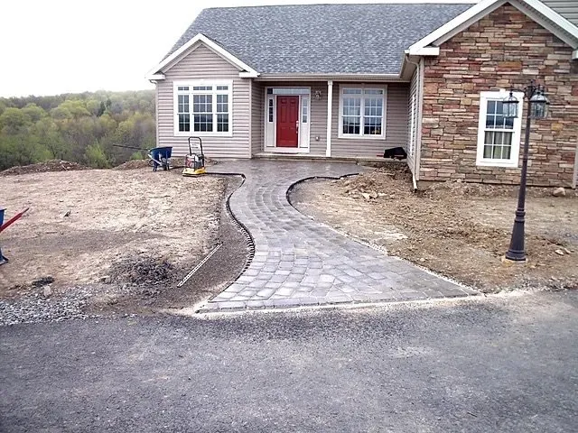 Affordable residential landscaping in Syracuse, NY - Lazer line Landscaping