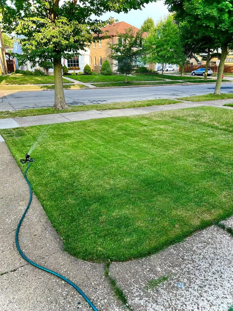 Affordable yard maintenance in West Chester Township, OH by Laziz Lawn Mowing