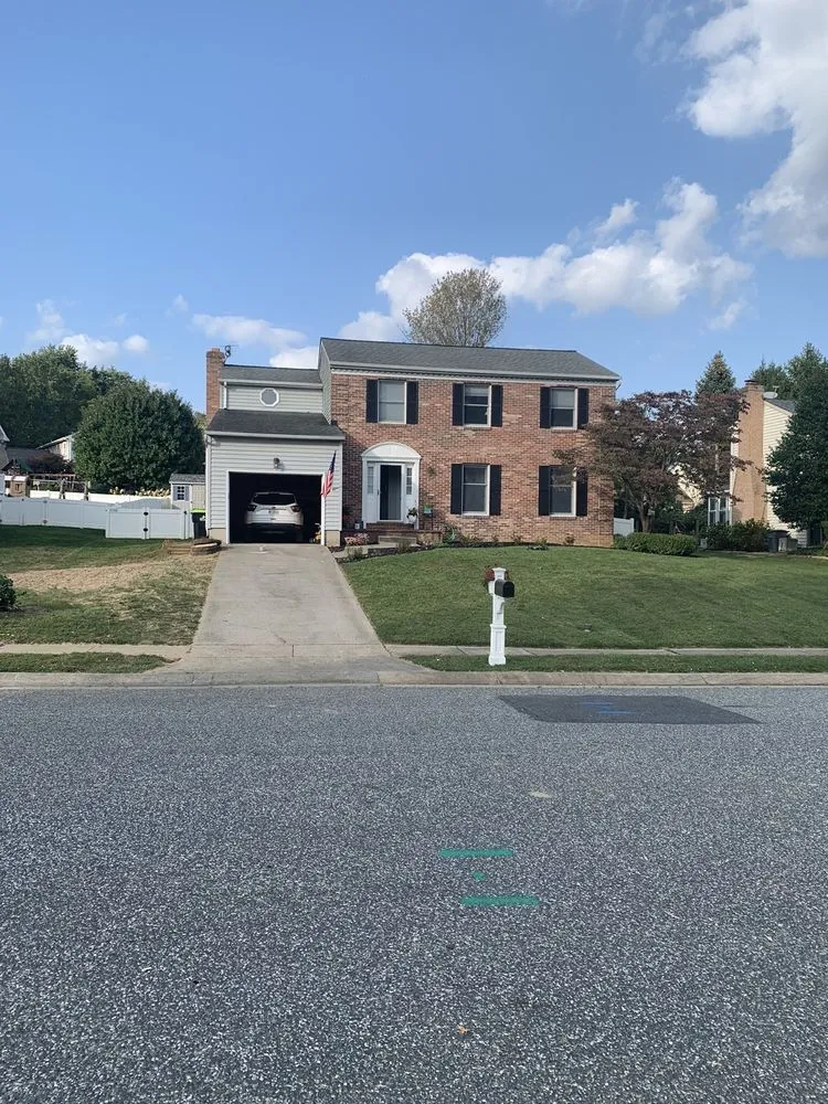 Local lawn mowing service experts serving Middle River, MD - Lazo Landscaping