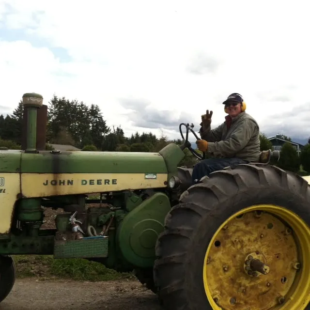 Trusted yard cleanup service experts serving Port Angeles, WA - Lazy J Tree Farm