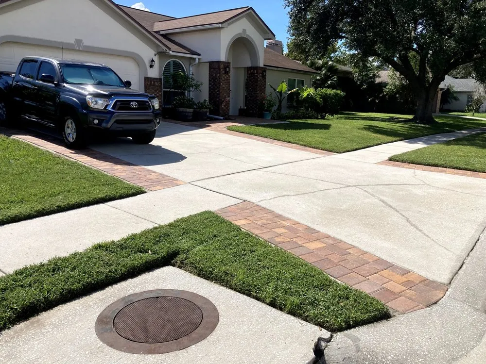 Custom landscape design experts serving Brandon, FL - Lazy Merritt Lawn Care